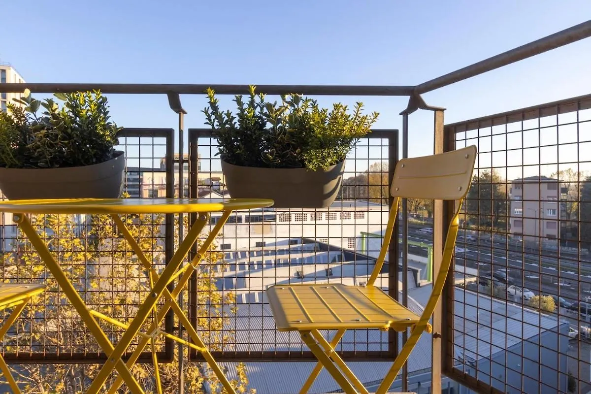 Sunny Retreat Near Metro, 12 Min To Duomo Apartment Milan 0*,